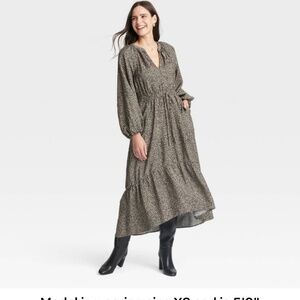 Ballon Long Sleeve Tiered Midi Dress